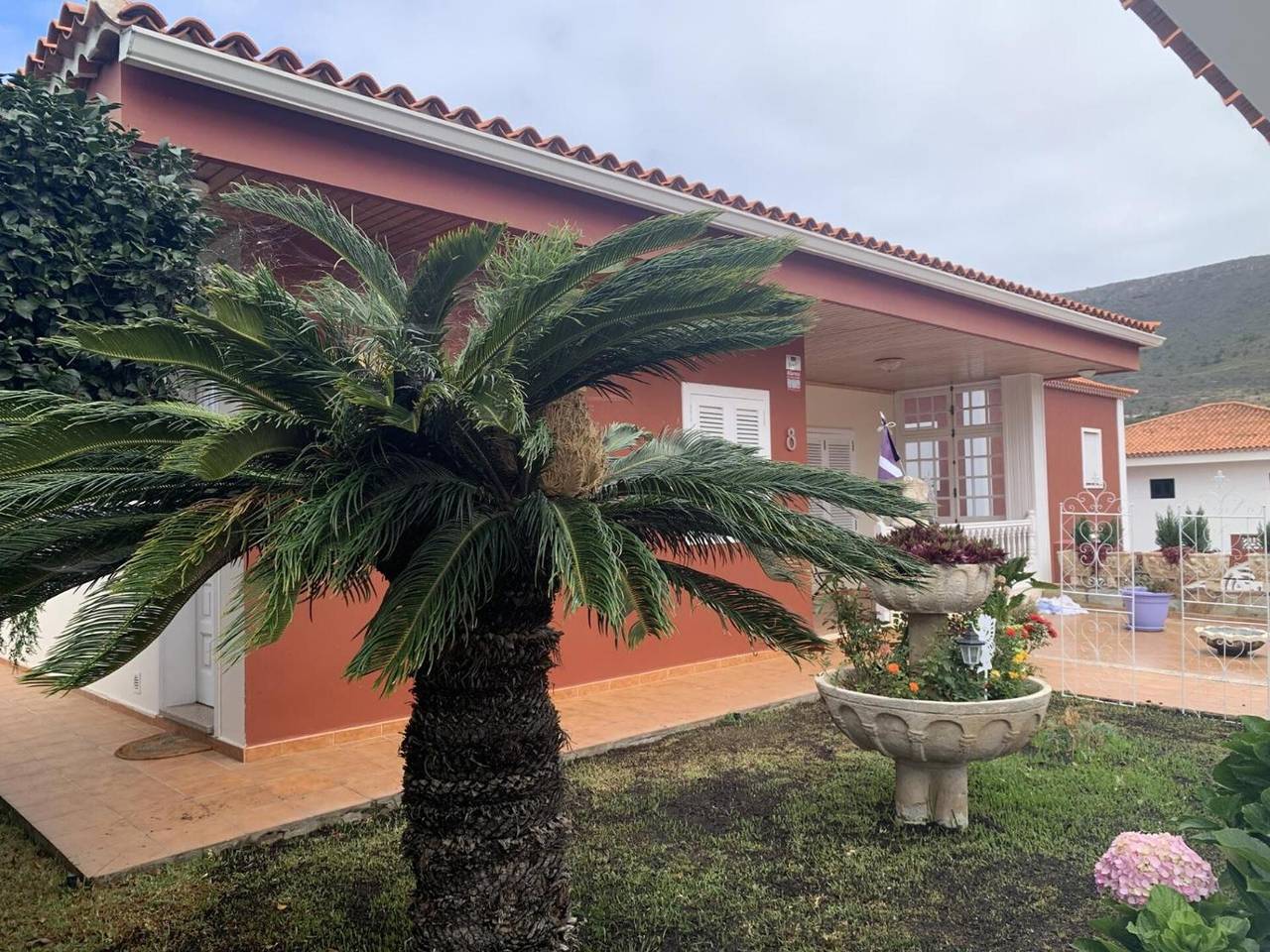 Villa vacacional 'Chalet Tegueste Isla De Tenerife' con vistas al mar, terraza privada y Wi-Fi in Lomo las Rías, San Cristóbal de La Laguna