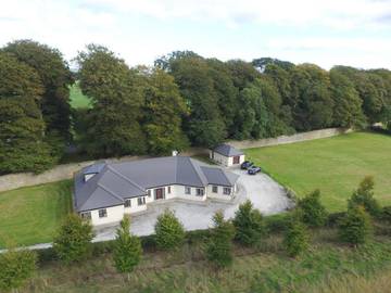 Cottage pour 4 personnes, avec jacuzzi et jardin à Fermoy