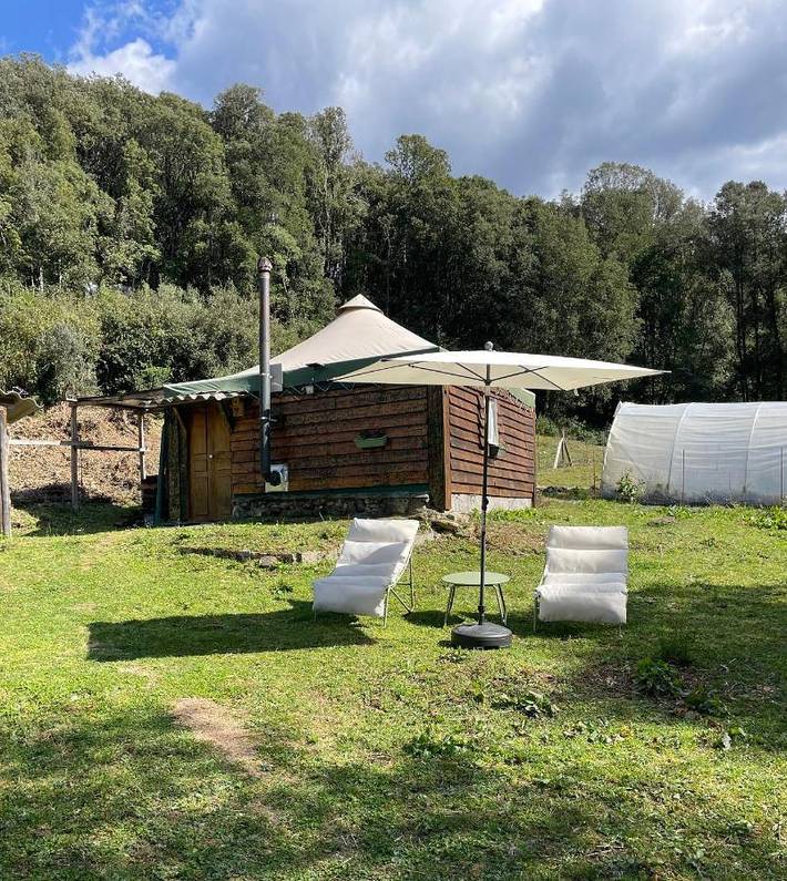 Maison de campagne pour 2 personnes, avec Terrasse ainsi que Jardin et Vue à Olivese