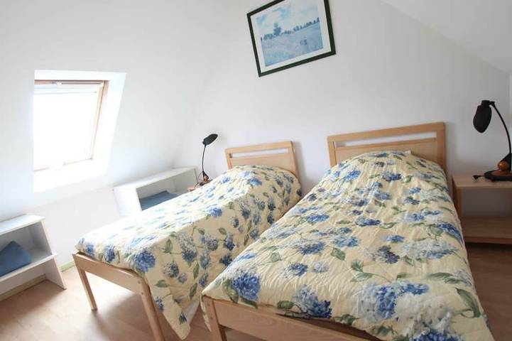 Gîte pour 6 personnes, avec jardin dans Biville - 4