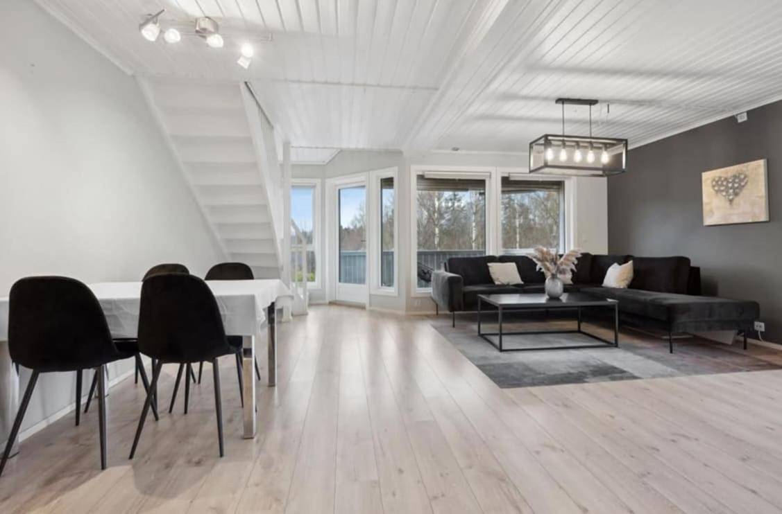 Moderntownhouse Near Oslo,Fjord,Marka,All Day Sun in Asker