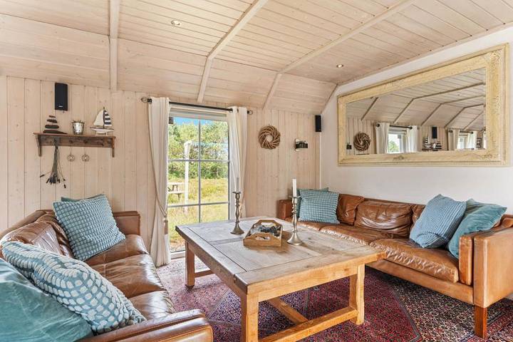 Grosses Poolhaus mit Whirlpool und Sauna - nur 250 m zum Strand  in Blavand, Varde