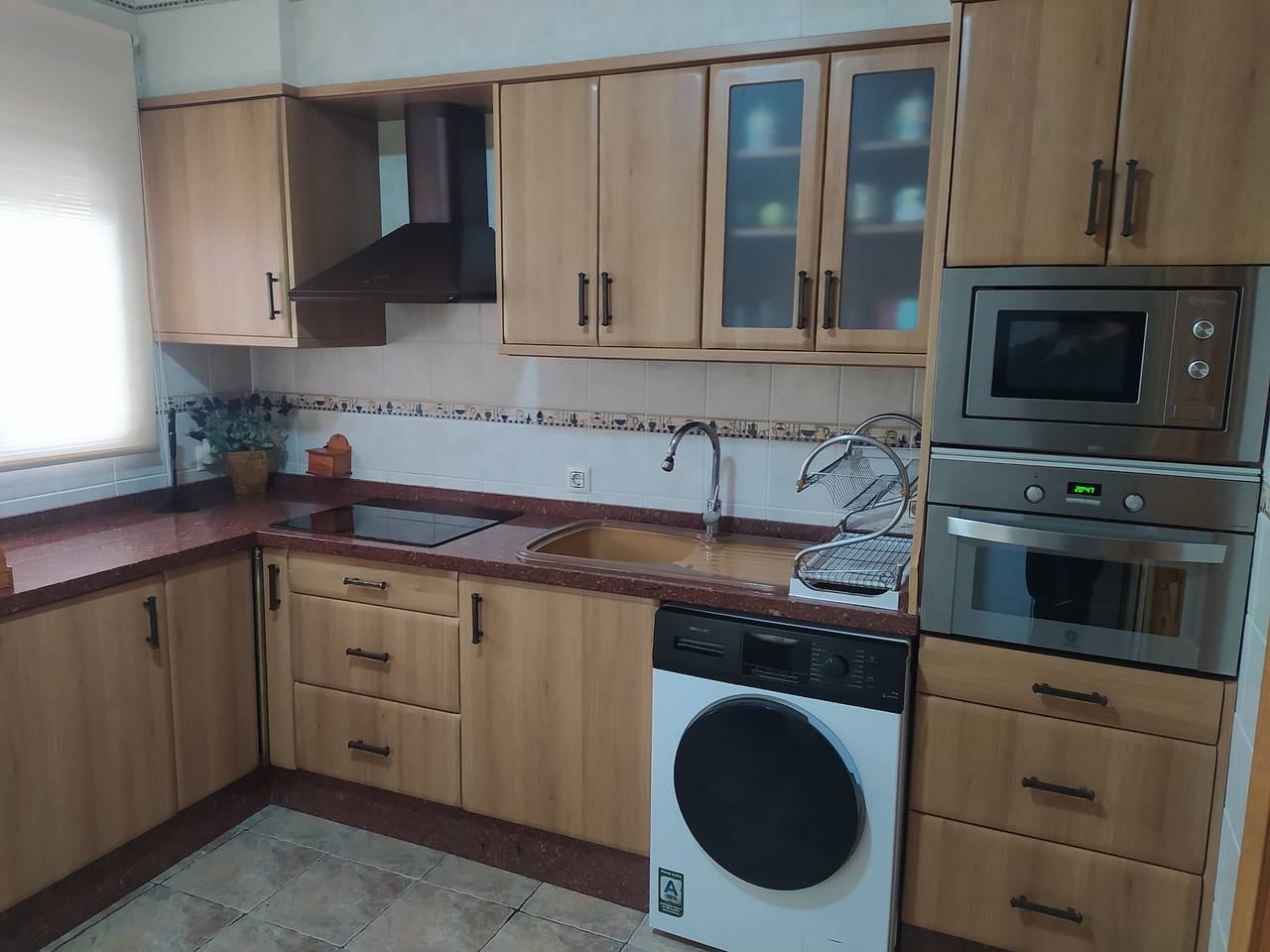 Holiday Home 'La Caseta D'Amparo' with Mountain View, Private Terrace and Wi-Fi in Catadau, Provinsen Valencia