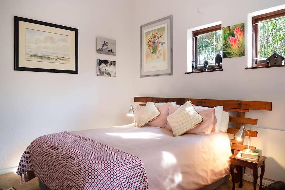 Domaine de l'Ormerie Provins, accommodation with garden ideal for families. in Provins, Sena y Marne