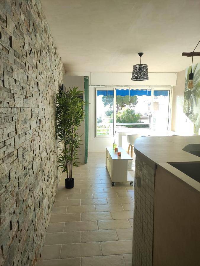 Gîte pour 2 personnes, avec vue dans Port du Cros de cagnes - 2