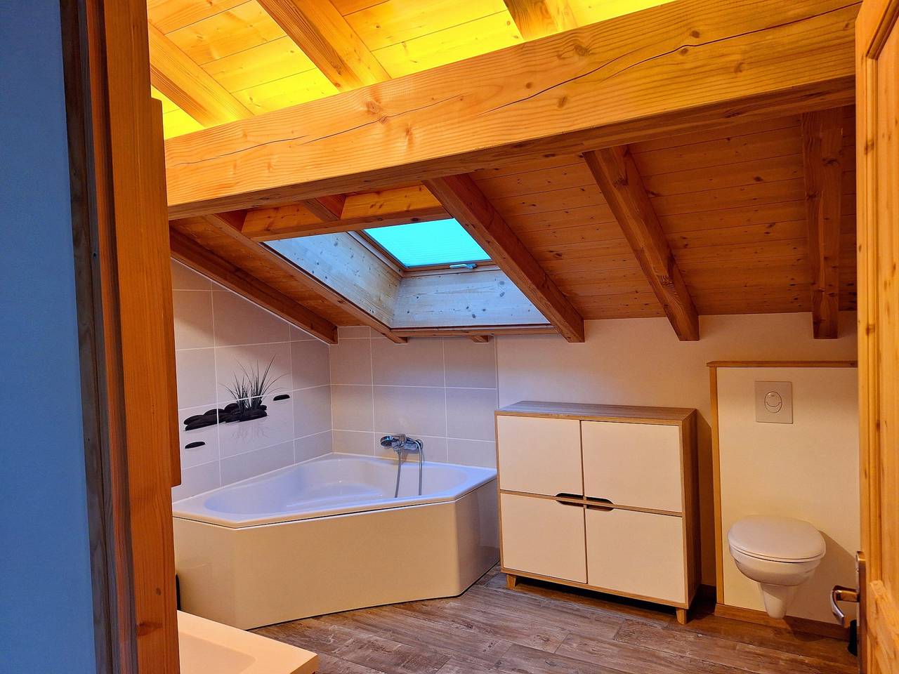 Maison de vacances 'Le Refuge - Faucigny' avec vue sur les montagnes, terrasse privée et Wi-Fi in Faucigny, Région de Bonneville