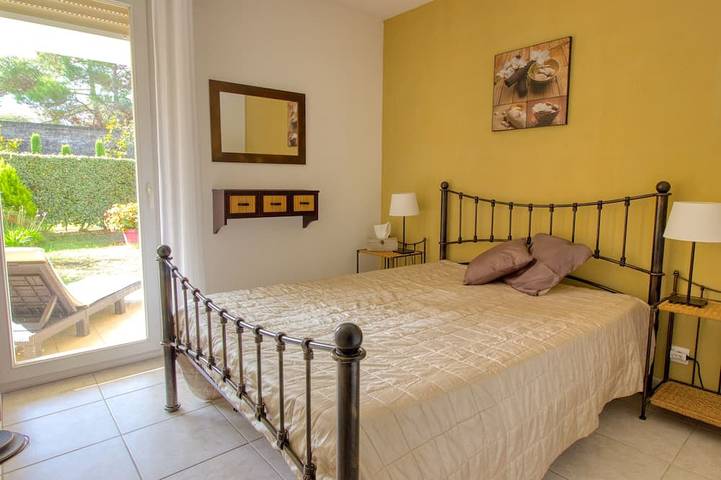 Ganze Wohnung, Golfe Juan - 4 People - Swimming Pool - Private Parking in Golfe-Juan, Vallauris