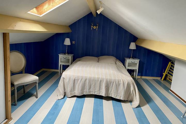 Location de vacances pour 7 personnes, avec terrasse et jardin, animaux acceptés à Port-des-Barques - 2