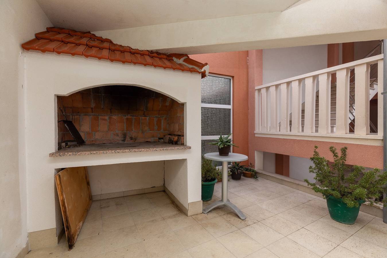 Ganze Wohnung, 1-Zimmer-Ferienwohnung mit Balkon und Meerblick Baska Voda, Makarska A-23641-a in Baska Voda, Makarska Riviera