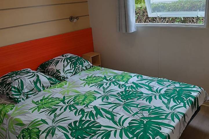 Mobil home pour 6 personnes, avec piscine à Trogues - 3