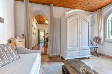 Vakantieappartement voor 6 Personen in Rio Marina, Elba, Afbeelding 2