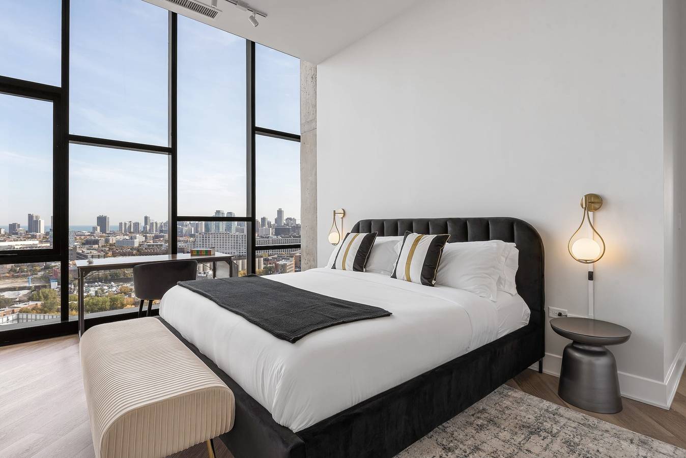Geheel appartement, Group Escape  2 Luxury 3Br Penthouses in Chicago, Cook County