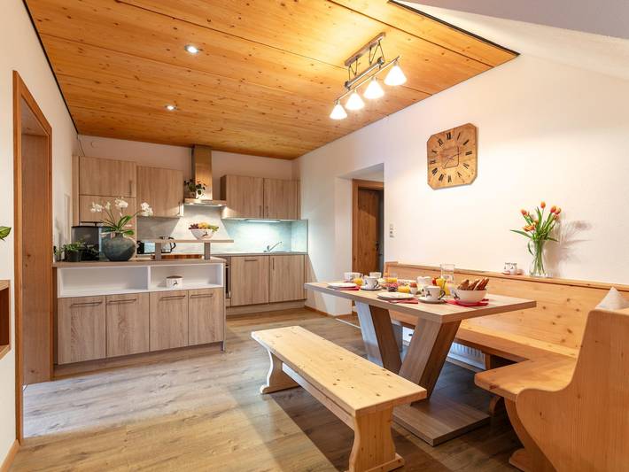 Ferienwohnung für 8 Personen, mit Balkon und Garten am Kaiserwinkl - 2
