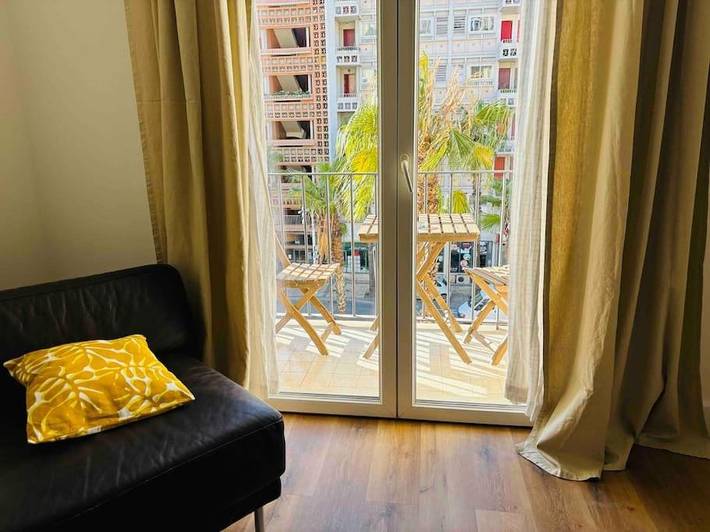 Gîte pour 2 personnes, avec balcon dans Office De Tourisme De Toulon