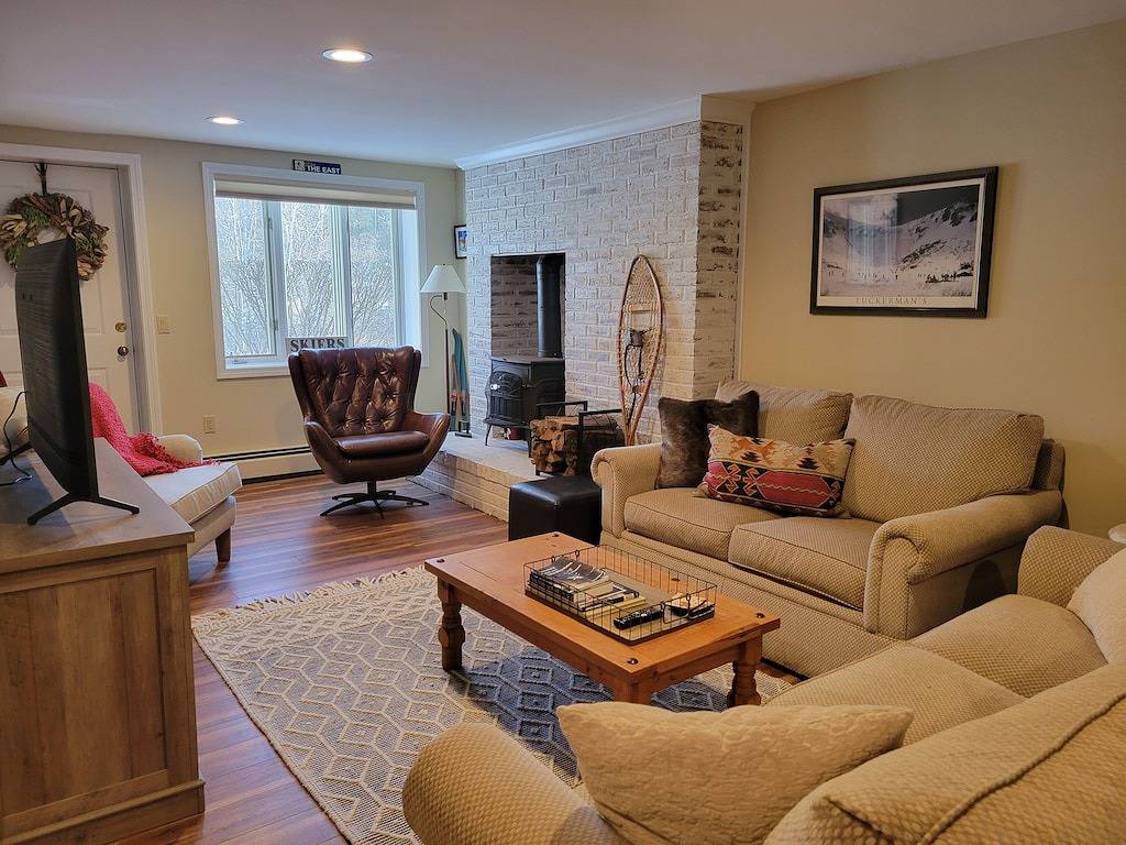 Townhouse in the Heart Of Jackson Village, New Hampshire in Jackson (NH), White Mountain National Forest