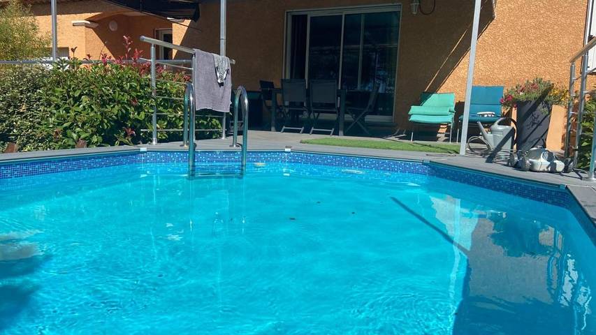 Maison de vacances pour 7 personnes, avec piscine et jardin, animaux acceptés à Martigues