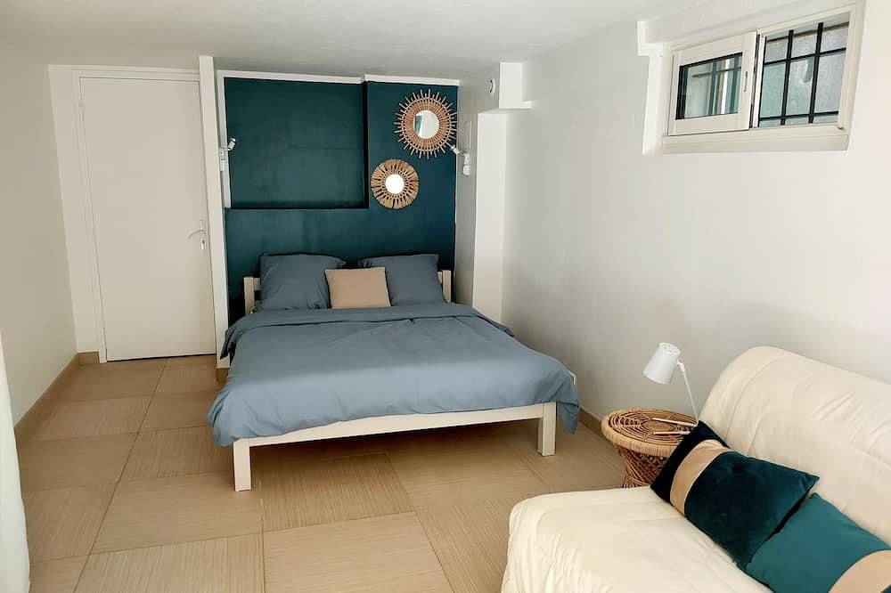 A bit of straw in Cagnes-sur-Mer, Cannes region