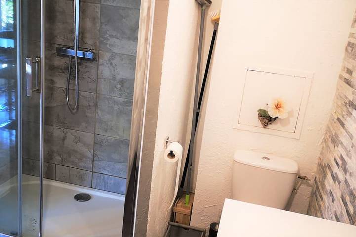 Nice and cosy 3 room apartment planted with tress and pool in Villeneuve-Loubet, Mediterranean Coast (France)