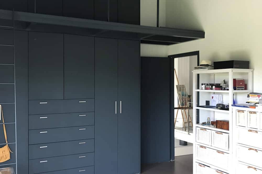 Beautiful architect-designed house in a quiet green setting in Montferrier-sur-Lez, Montpellier region