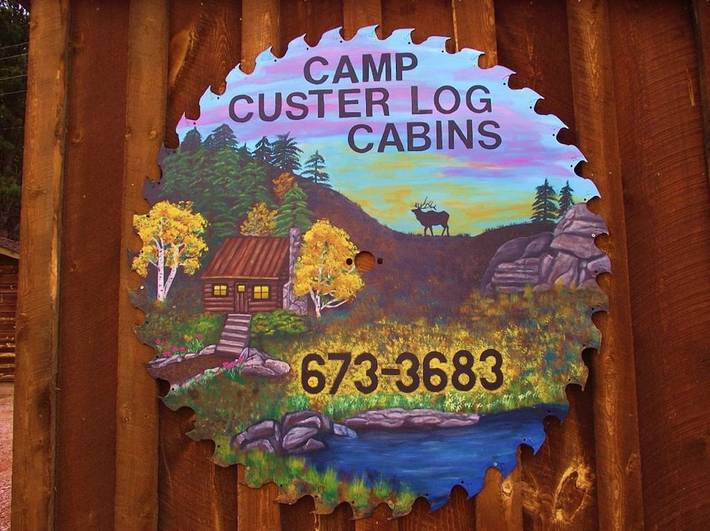 Log cabin for 11 people, with terrace and yard in Custer State Park