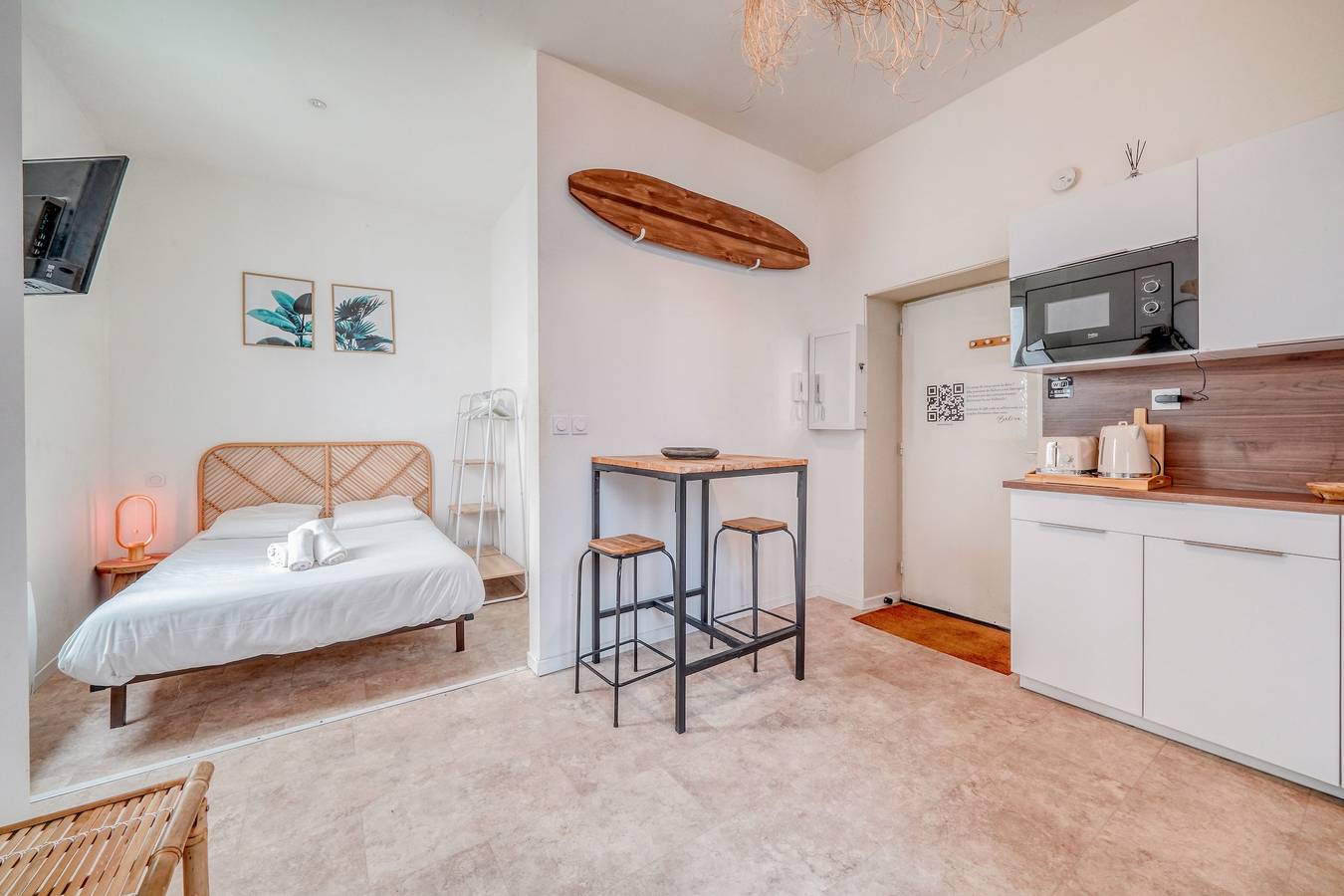 Entire apartment, Studio Balinais in Libourne, Libourne region