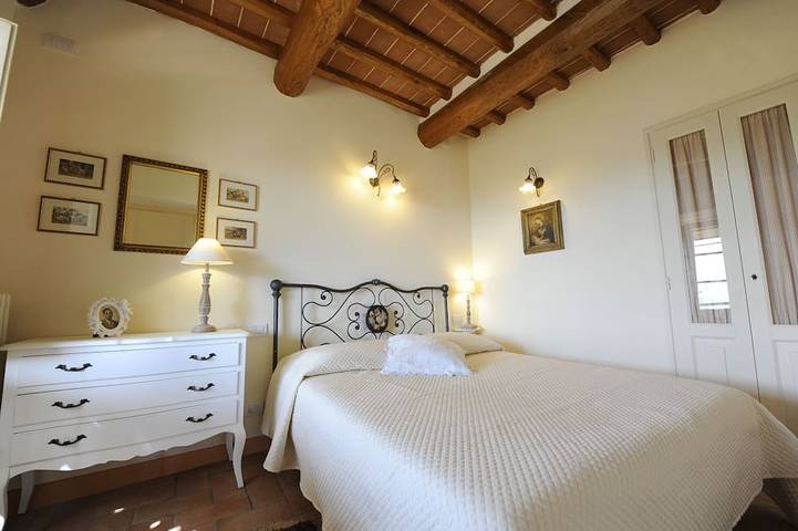 Maison toscane typique. Grande vue sur Lucca. Parc / jardin privé.Wifi. in Lucca, Province de Lucca