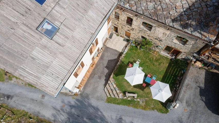 Chambre d’hôte pour 3 personnes, avec terrasse