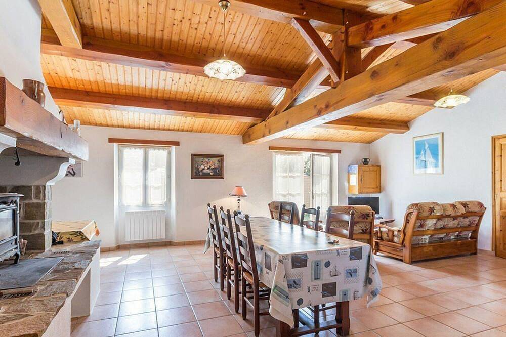 Gîte calme à la campagne avec jardin, terrasse, vélos, proche plages et sentiers de randonnée in Machecoul-Saint-Même, Nantes region