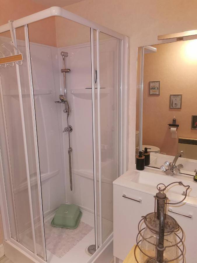 Location de vacances pour 2 personnes, avec jardin à Champagné-Saint-Hilaire - 2