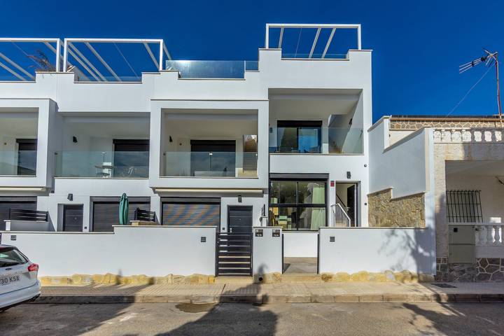 Apartamento para 4 personas, con Terraza y Jardín en Pilar de la Horadada