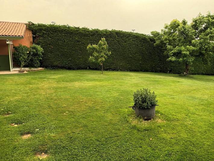 Gîte pour 2 personnes, avec jardin ainsi que jacuzzi et piscine à Bourg-de-Péage - 4