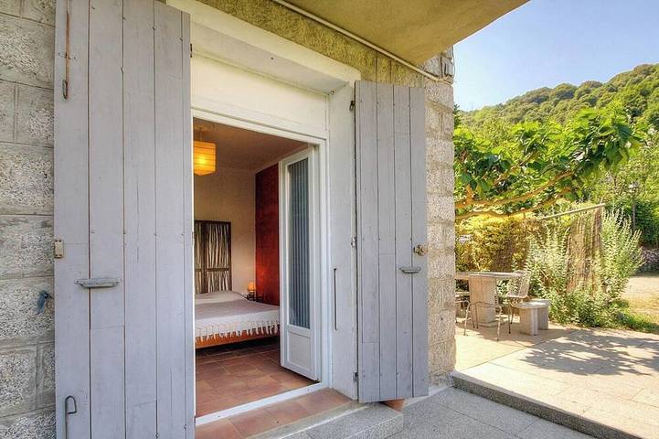 Location de vacances pour 4 personnes, avec terrasse à Levie - 4