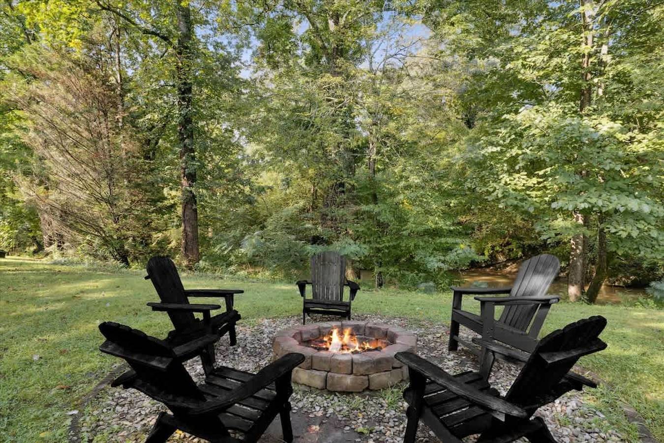 Ganze Wohnung, Beauty By The River Lodge by Beyond Expectations in Sevierville, Sevier County