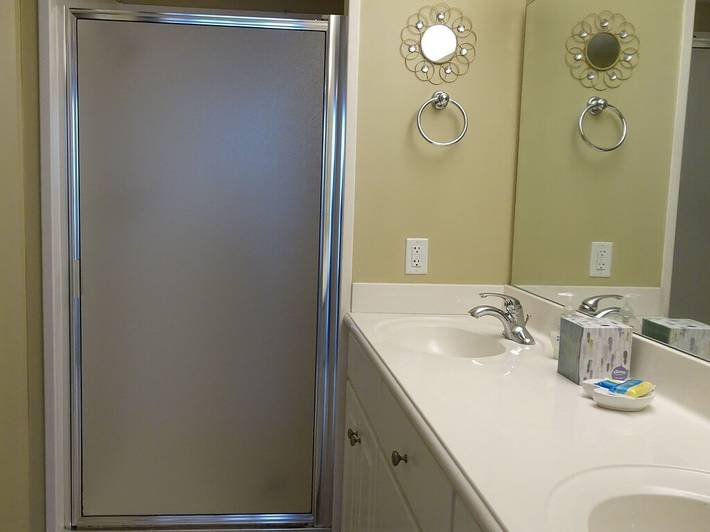 Vacation rental for 8 people, with pool and balcony as well as hot tub the Florida Panhandle