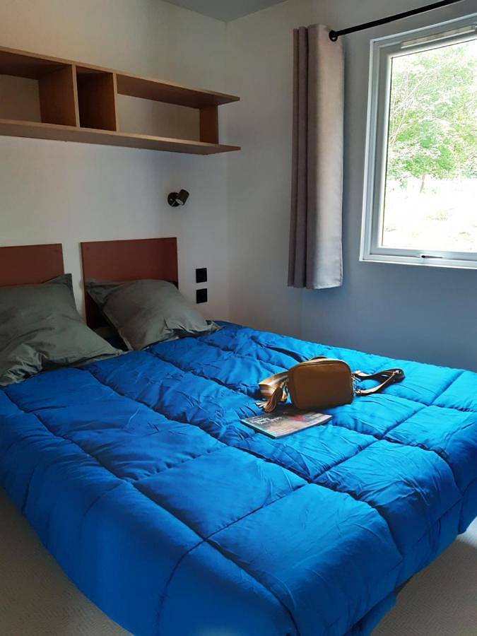 Location de vacances pour 6 personnes, avec vue ainsi que terrasse et jardin à La Chapelle-Saint-Étienne - 4