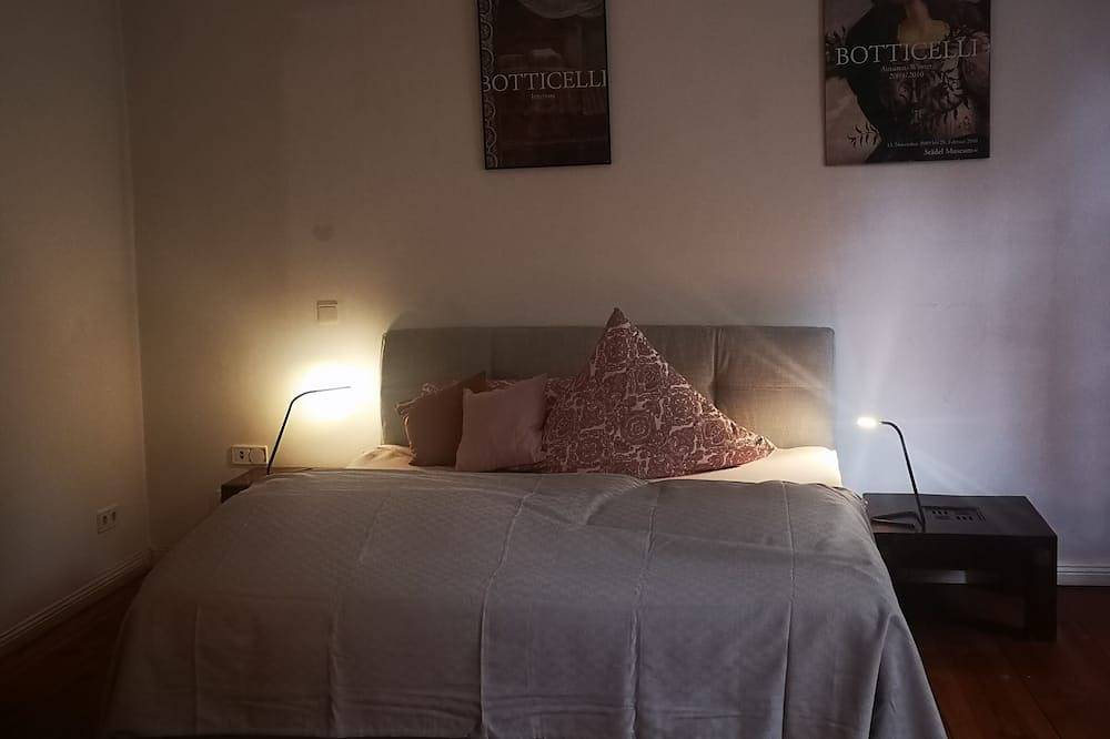 Ganze Wohnung, Belle Etage in Villenviertel Berliner Südwesten in Berlin Zehlendorf, Berlin