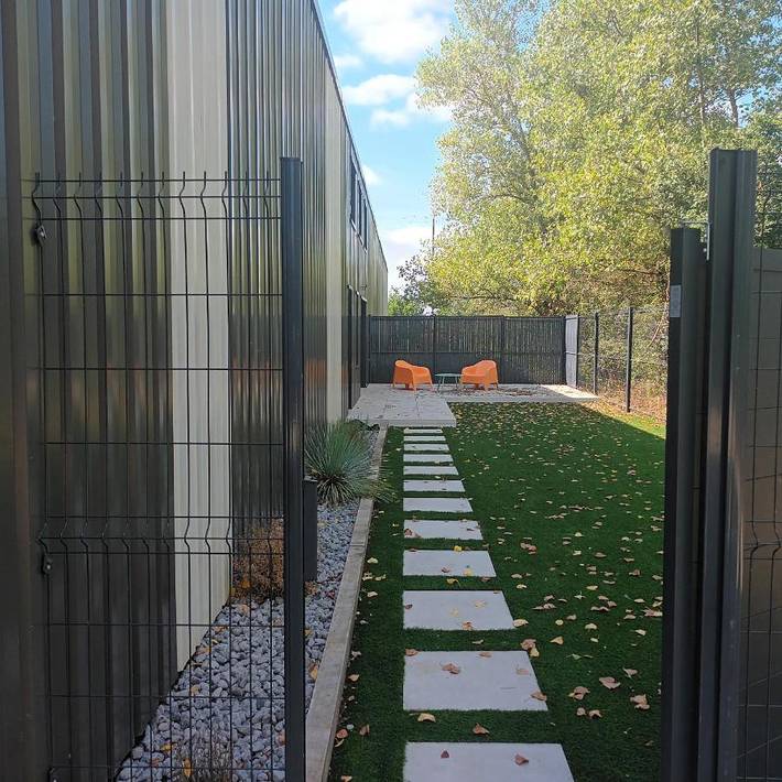 Location de vacances pour 4 personnes, avec terrasse à Loyettes - 3