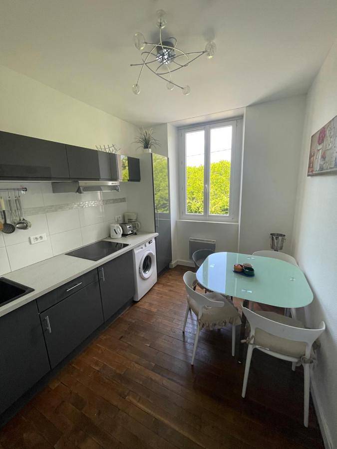 Location de vacances pour 2 personnes, avec jardin et vue, animaux acceptés à Rilly-la-Montagne - 2
