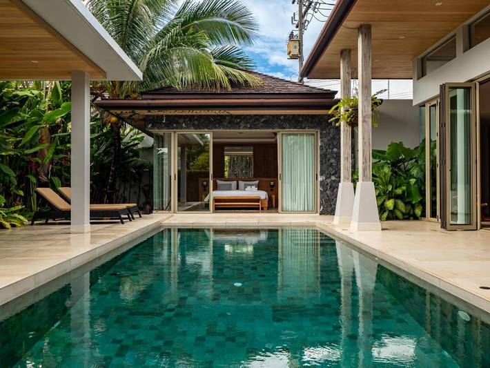 Chalet para 6 personas, con vistas además de jardín y piscina - 1