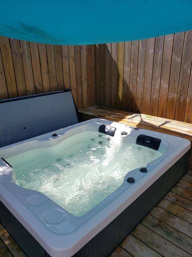 Location de vacances pour 2 personnes, avec jardin ainsi que balcon et jacuzzi à Hennebont - 2