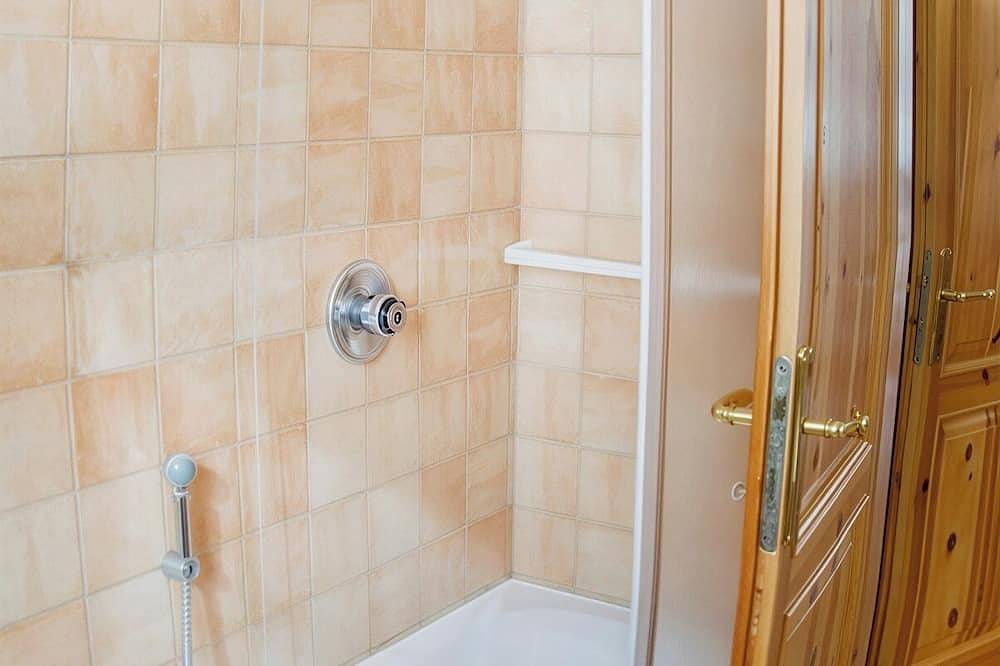 Ganze Wohnung, Ca' Maria - Casa in Scalve in Schilpario, Prealpi Bergamasche Orientali