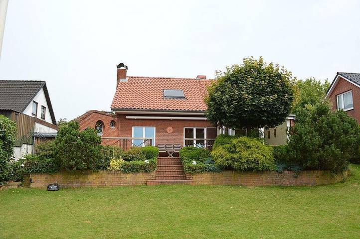 Ferienhaus für 6 Personen, mit Seeblick und Garten sowie Terrasse, mit Haustier in Wees