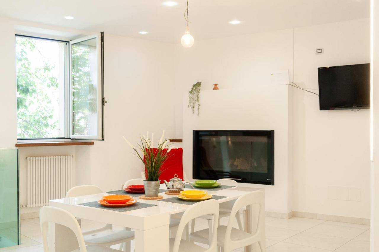 Ganze Wohnung, Two-Bedroom Apartment in Urbino, Valle del Metauro