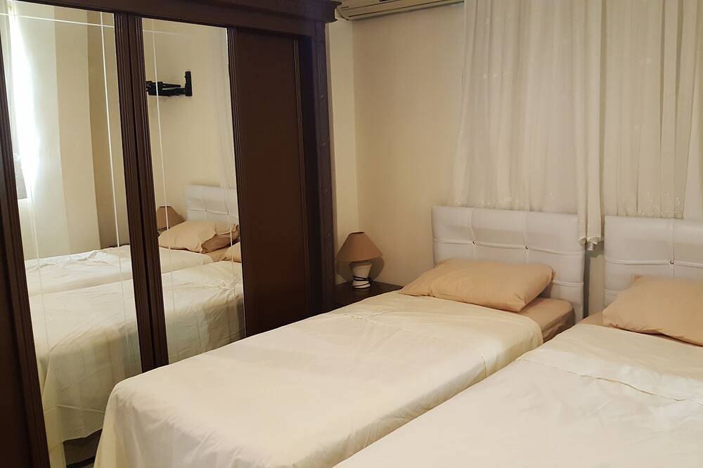 Villa in der Nähe von Altinkum; Private Pool; 5 min zu Fuß zum Strand; Ruhige Lage; Schlafmöglichkeiten für 7 in Didim, Türkische Ägäis