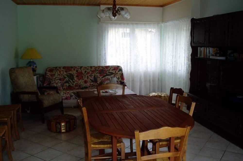 Recent villa in quiet traditional neighborhood in Andernos-les-Bains, Arcachon und Umgebung