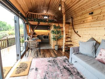 Hut for 2 People in North-Wales, Denbighshire, Photo 3