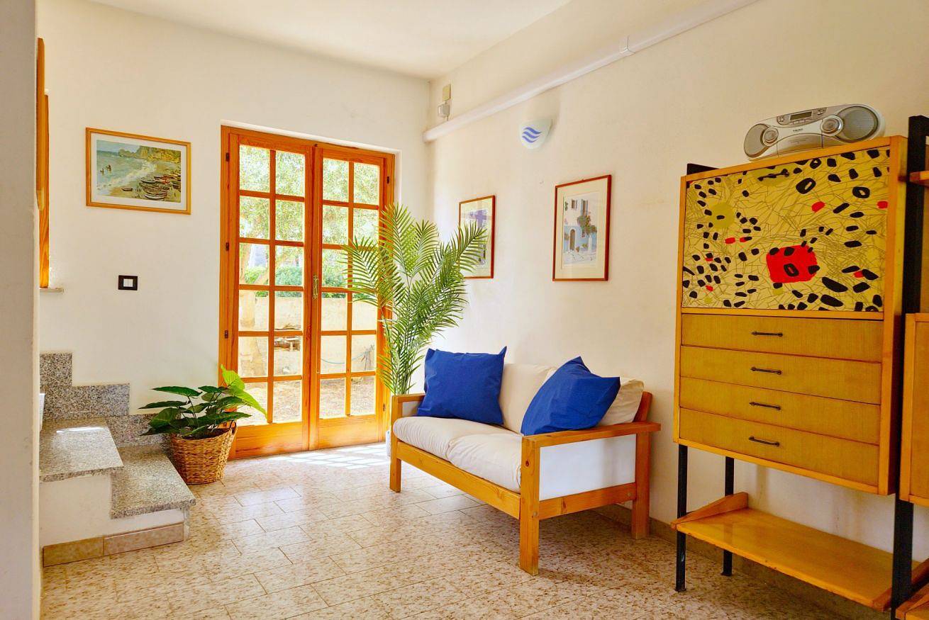 Appartamento intero, [Villa Papiyon 2] Appartamento con accesso privato in spiaggia in Sas Linnas Siccas, Orosei