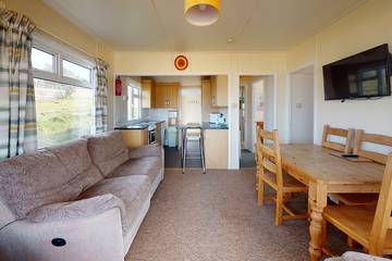 Chalet for 4 People in Hayle, Cornwall, Photo 3