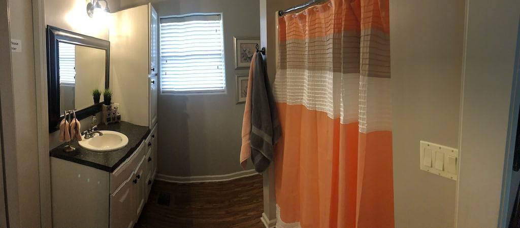 Vacation house for 8 people, with yard, with pets in Nebraska