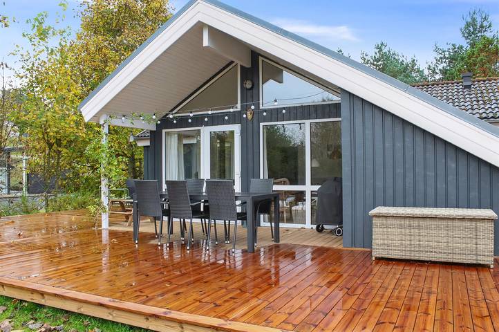 Ferienhaus für 6 Personen, mit Terrasse und Sauna in Lyngsbæk Strand